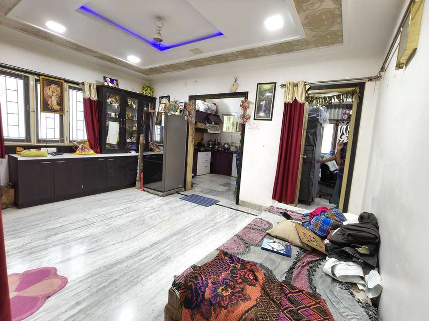 2 BHK Flat In Triveni Enclave For Sale  In Manikonda