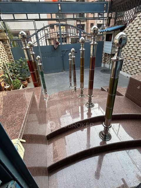 4+ BHK House For Sale  In Posh Complex, Hatkesh