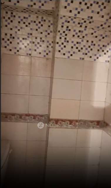 2 BHK Flat In Standalone Building  For Sale  In Vashist Park