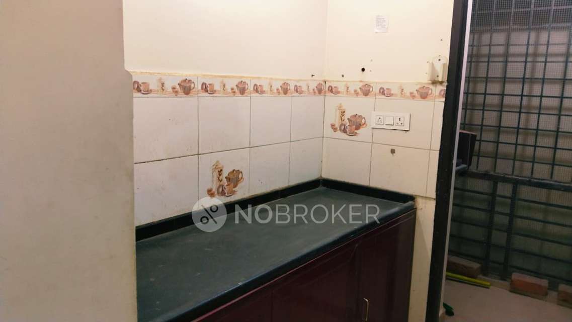 2 BHK Flat In Dakshin Davesh For Sale  In Porur