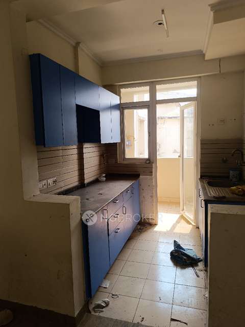 2 BHK Flat In Amrapali Silicon City For Sale  In  Sector 76