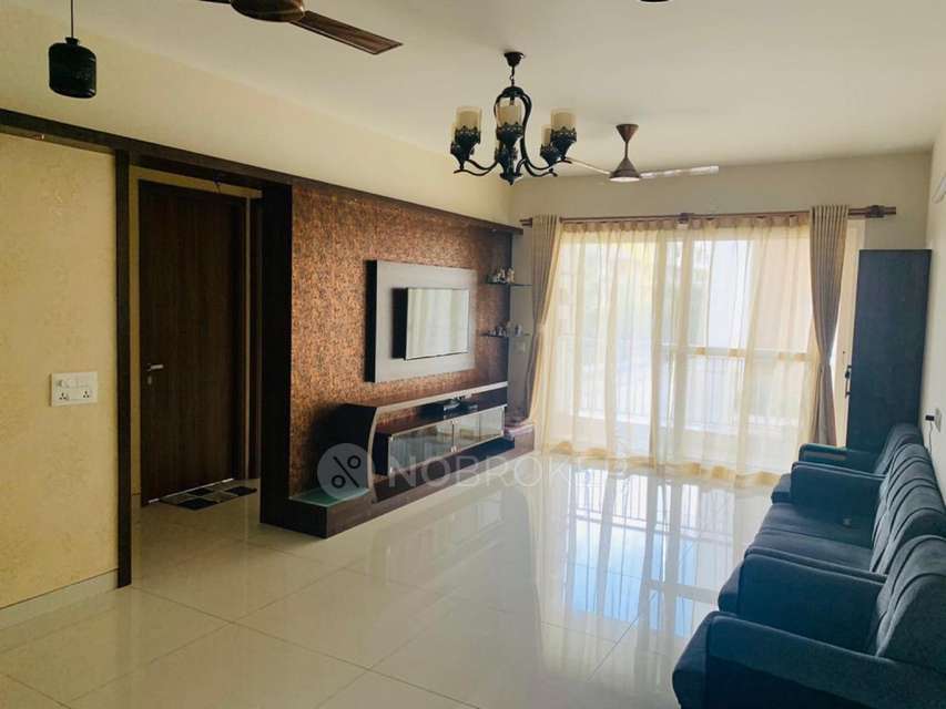 2 BHK Flat In Snn Raj Grandeur For Sale  In  Bommanahalli, Bangalore