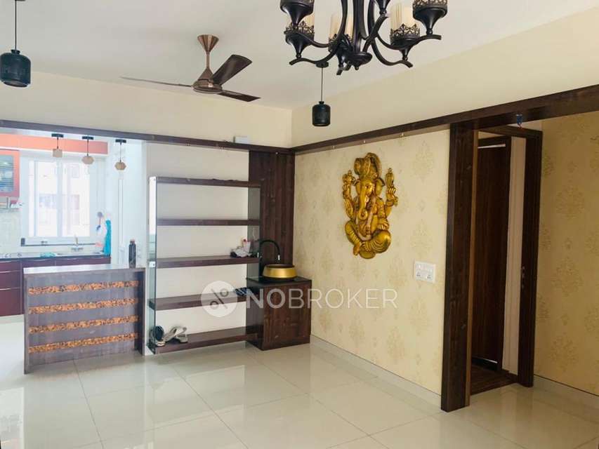 2 BHK Flat In Snn Raj Grandeur For Sale  In  Bommanahalli, Bangalore