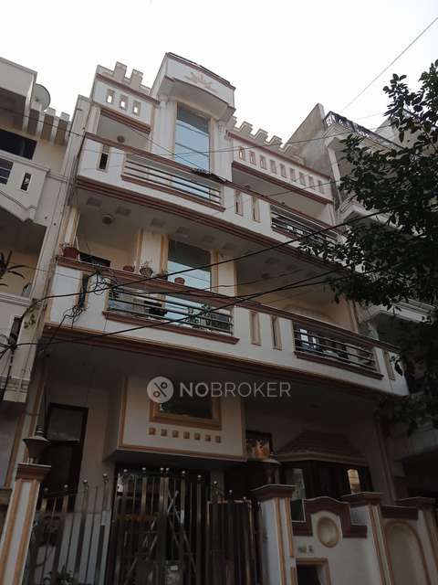 4+ BHK House For Sale In Sector 47