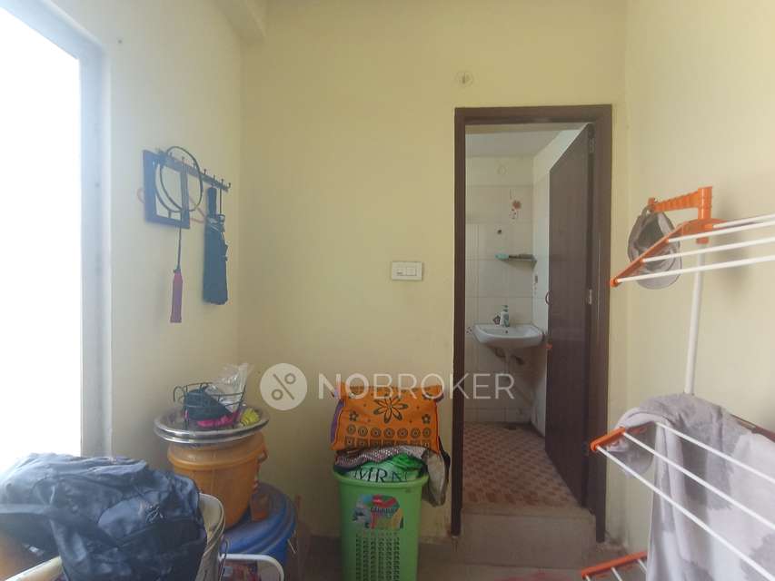 2 BHK Flat In Gr Living Space-yellow Rose For Sale  In Madhavaram