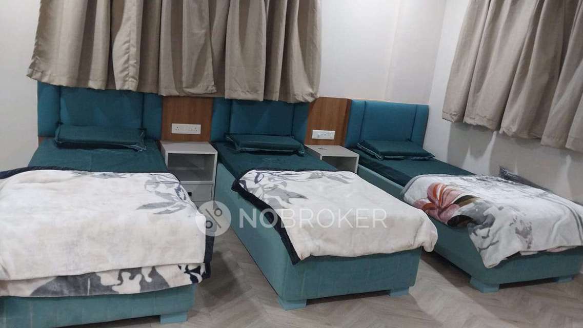 PG for Girls in Loni Kalbhor