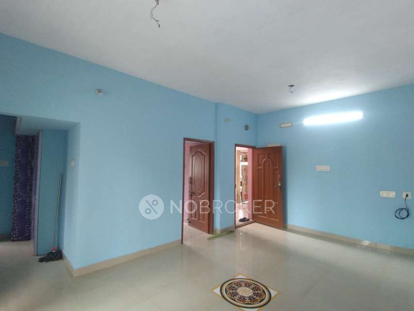 2 BHK Flat In Sri Harini Apartments, Ambattur For Sale  In Santhipuram
