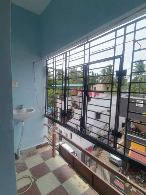 2 BHK Flat In Sri Harini Apartments, Ambattur For Sale  In Santhipuram