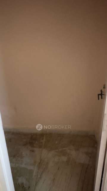 3 BHK Flat In Jolly Friends For Sale  In Hyderabad