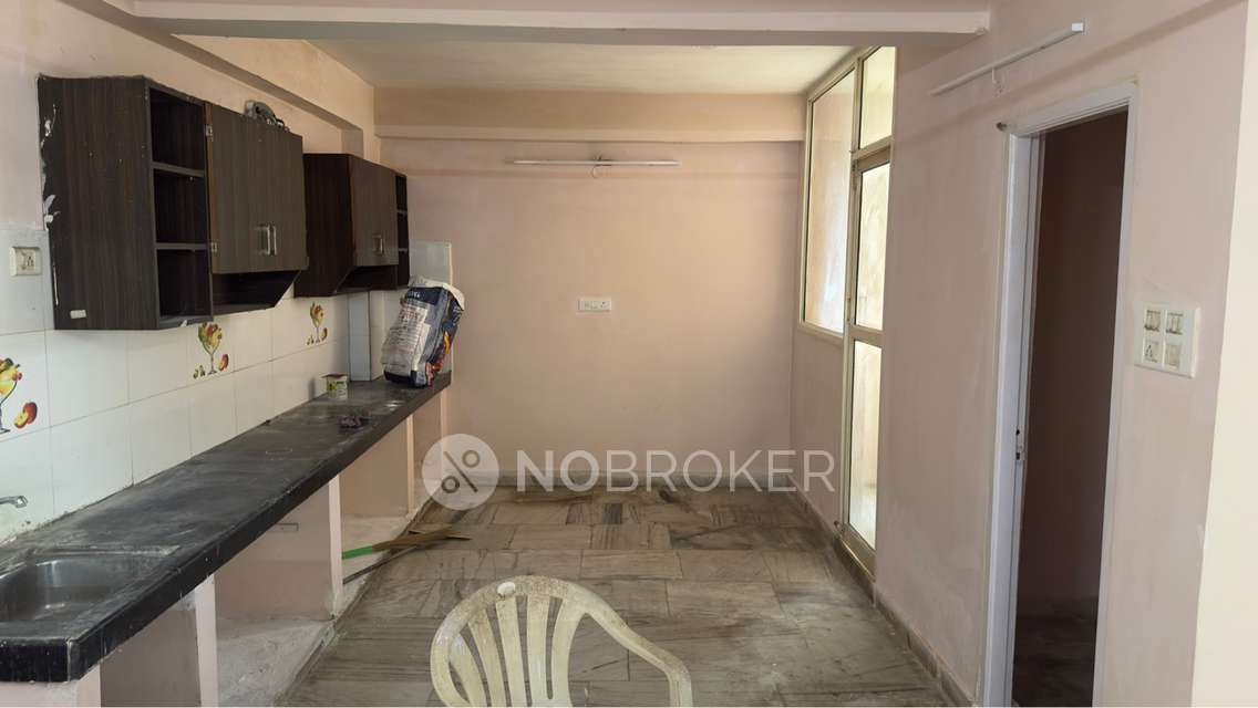 3 BHK Flat In Jolly Friends For Sale  In Hyderabad