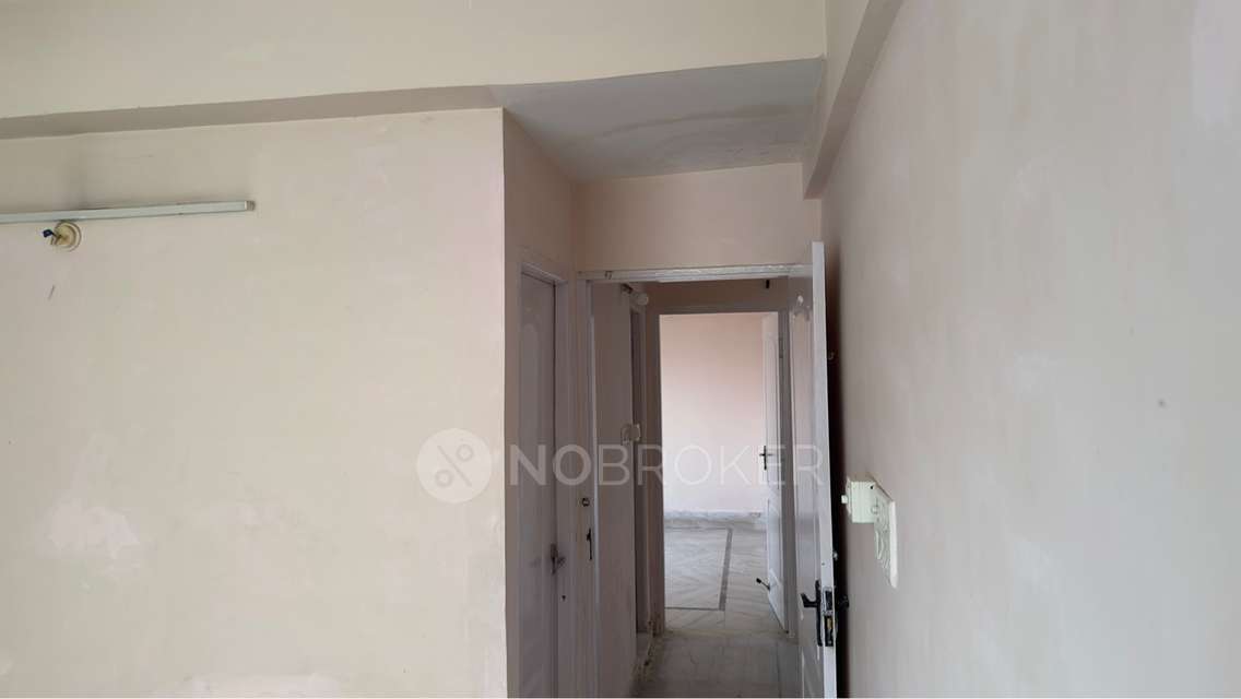 3 BHK Flat In Jolly Friends For Sale  In Hyderabad