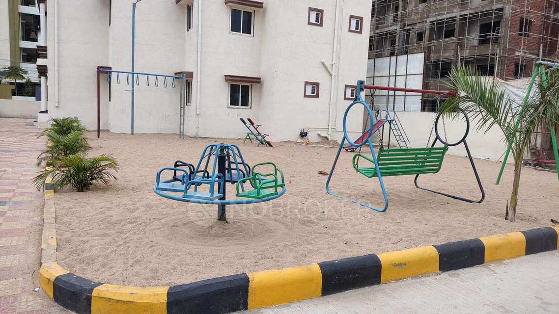 3 BHK Villa In Gayathri Lnr Meadows For Sale  In Ameenpur