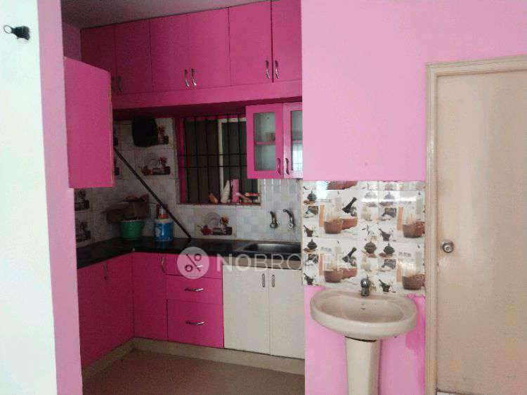 2 BHK Flat In Prabhavathi Palm Apartments For Sale  In Bettahalsoor
