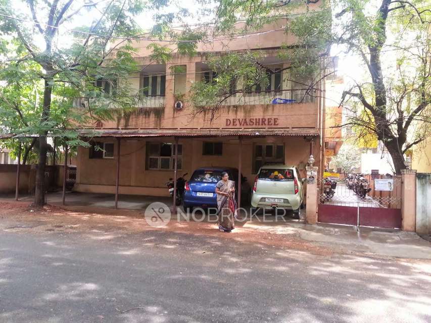 2 BHK Flat In Devashree Apartment, For Sale  In Velachery