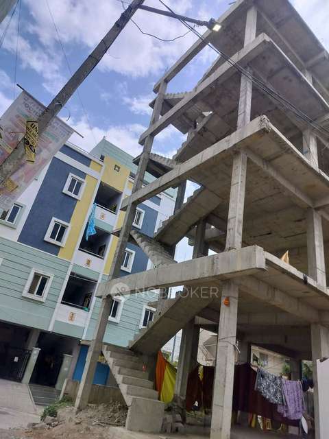 4+ BHK Flat For Sale  In Syed Ali Guda