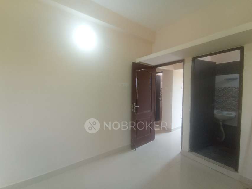 2 BHK Flat In Mahakeerthi Flats For Sale  In Kanakan Chatram, Ponniammanmedu