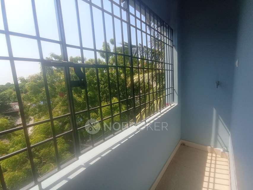 2 BHK Flat In Mahakeerthi Flats For Sale  In Kanakan Chatram, Ponniammanmedu