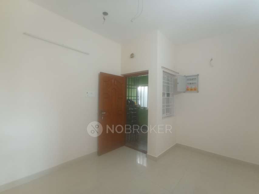 2 BHK Flat In Mahakeerthi Flats For Sale  In Kanakan Chatram, Ponniammanmedu