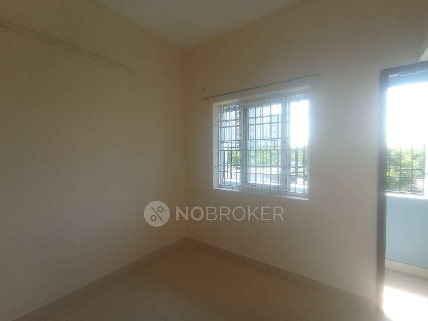 2 BHK Flat In Mahakeerthi Flats For Sale  In Kanakan Chatram, Ponniammanmedu