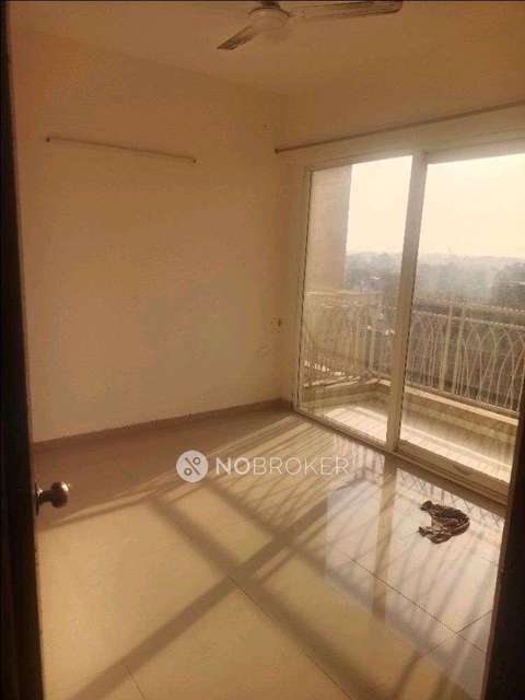 2 BHK Flat In Mahagun Mywoods For Sale  In Gaur City 2