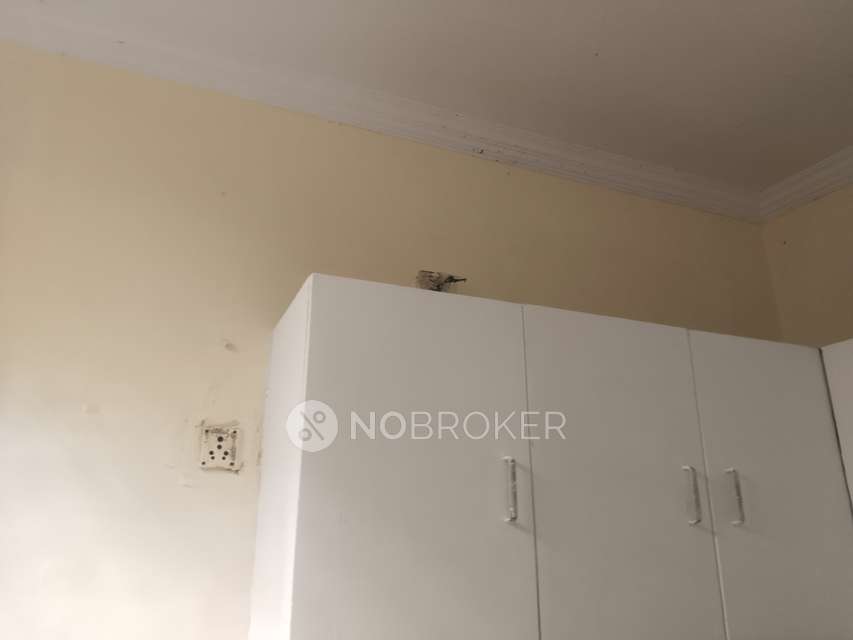 2 BHK Flat For Sale  In Subhash Park