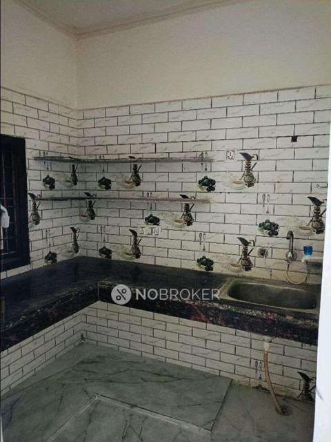 1 BHK Flat For Sale In Molar Band