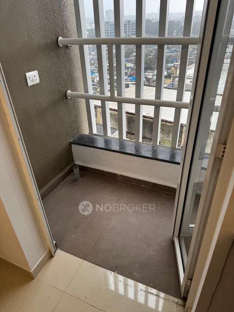 2 BHK Flat In Runwal The Central Park Phase I For Sale  In Pimpri-chinchwad