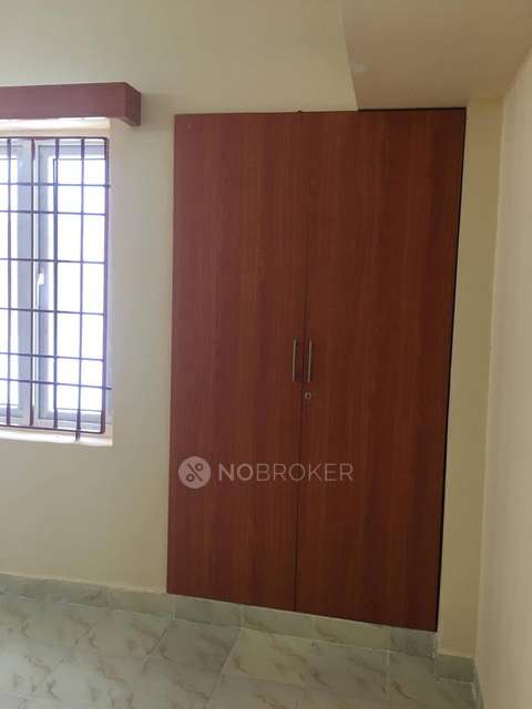 1 BHK Flat In Tnhb 392 For Sale  In Sholinganallur