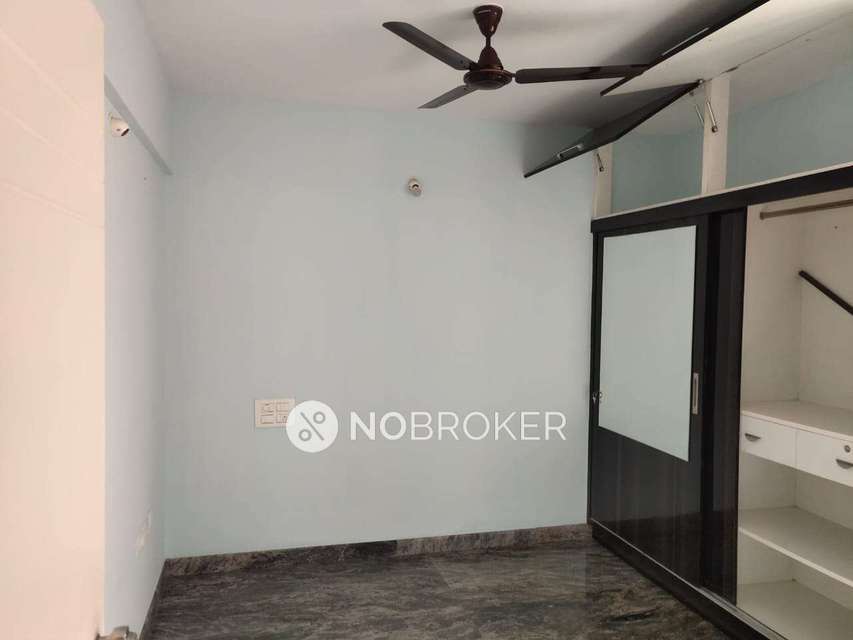 2 BHK Flat In Standalone  Building for Rent  In Rt Nagar