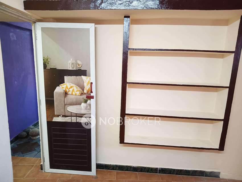 2 BHK House For Sale  In  Tiruvottiyur