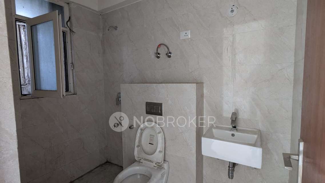 4 BHK Flat In Sunworld Arista For Sale  In Sector 168