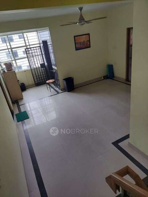 4+ BHK Flat For Sale  In Kumaraswamy Layout