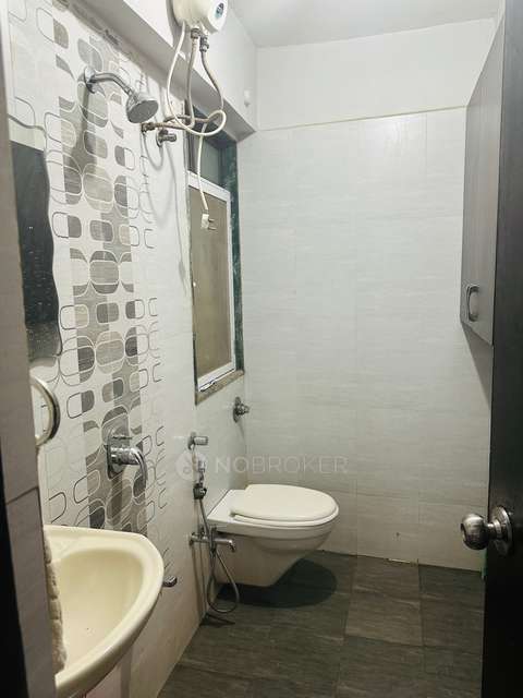 1 BHK Flat In Kamanwala Manavsthal For Sale  In Malad West
