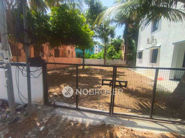 Godown/Warehouse in Madambakkam, Chennai for Rent 