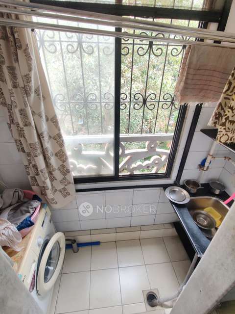 3 BHK Flat In Gagangiri Tower For Sale  In Mulund East