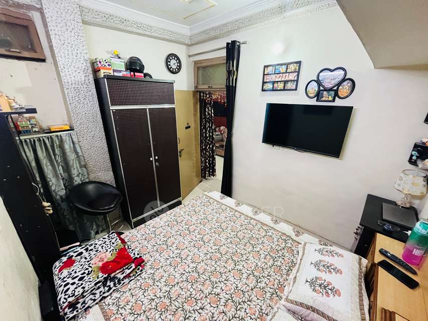 2 BHK Flat In Paras Apartment For Sale  In Shahdara