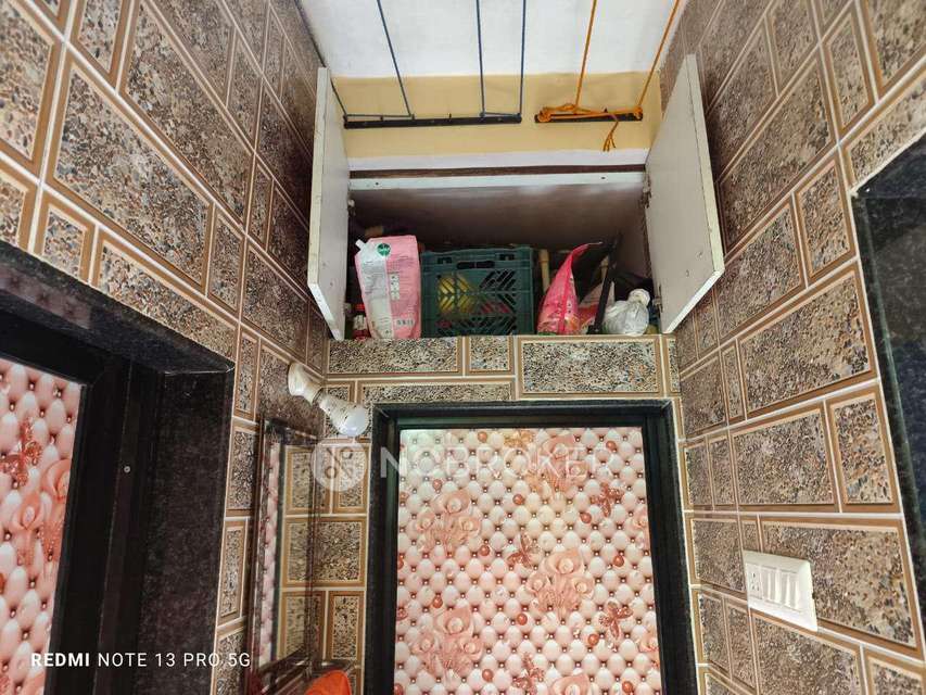 1 BHK Flat In Rupchand Apartment, Majiwada For Sale  In Kapurbawdi Police Station