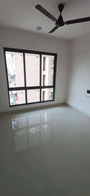 1 BHK Flat In Tower 28 for Rent  In Malad East