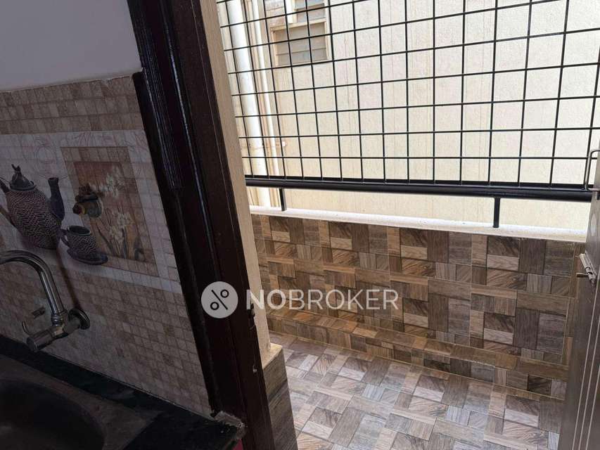 2 BHK Flat In Landstar Pinnacle For Sale  In Aavalahalli