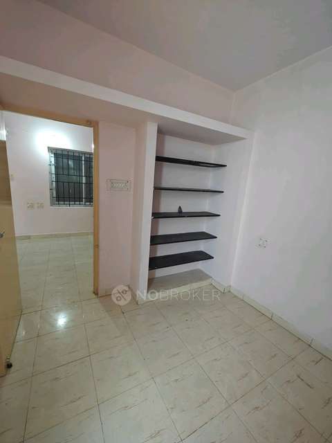 2 BHK Flat In Tnhb Lig Flat Athipett,  For Sale  In Ambattur Industrial Estate