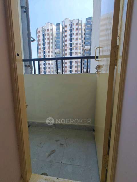 2 BHK Flat In Tnhb Lig Flat Athipett,  For Sale  In Ambattur Industrial Estate