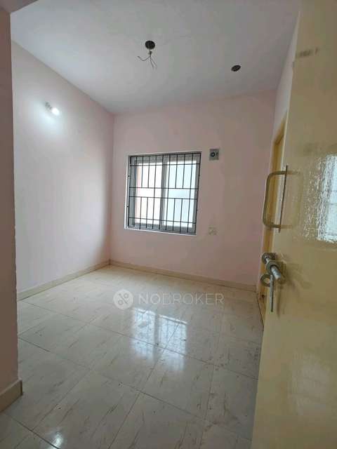 2 BHK Flat In Tnhb Lig Flat Athipett,  For Sale  In Ambattur Industrial Estate