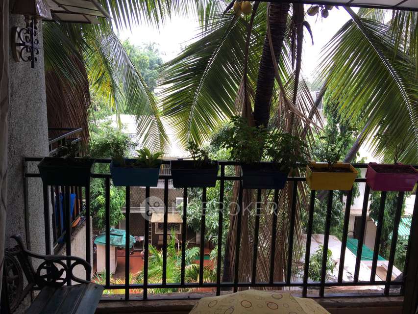 2 BHK Flat In Shreeji Apartment For Sale  In Kandivali West