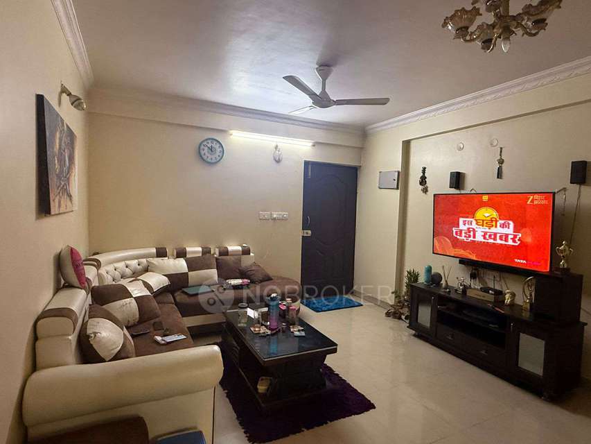 2 BHK Flat In Foyer Aimer for Rent  In Horamavu -... Shared Room