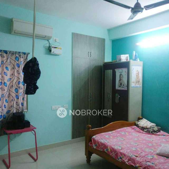 2 BHK Flat In Sree Sai Flats For Sale  In Kolapakkam