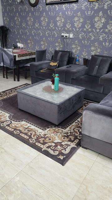 Single Room for Female In 3 BHK  In E543 In Sector 7 Dwarka,