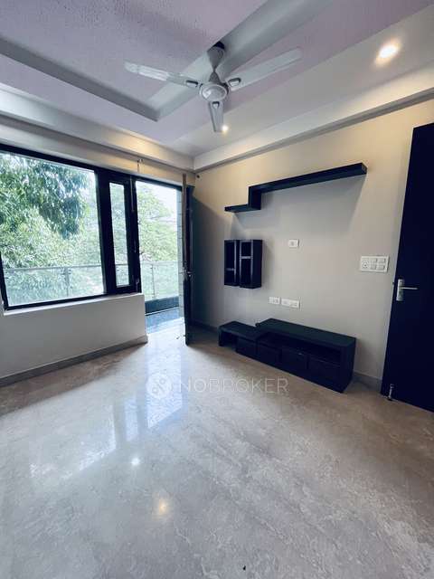 3 BHK Flat In Standalone Building  for Rent  In Sushant Lok Phase I