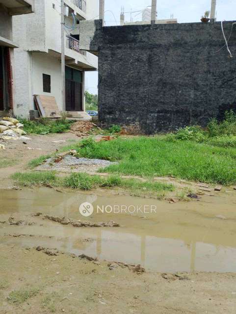 Plot For Sale  In Gcrq+3pv, Jalpura, Greater Noida, Uttar Pradesh 201306, India