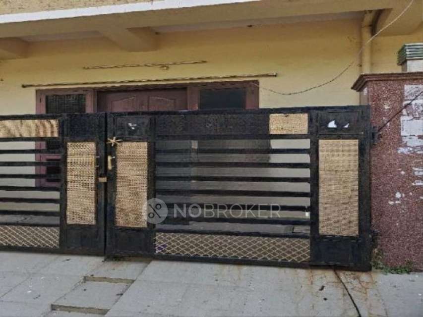 PG for Girls in Medipally