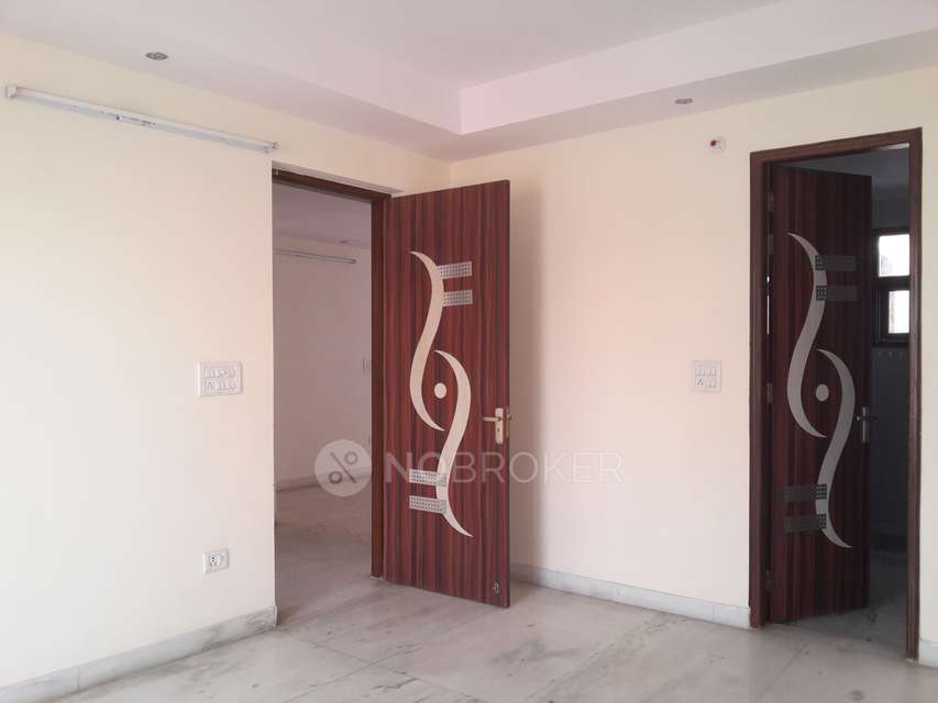 2 BHK Flat For Sale  In Vikaspuri